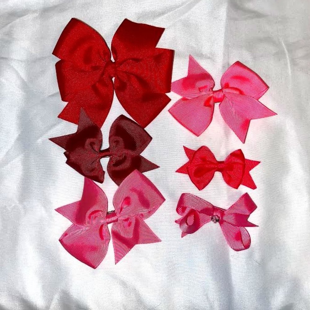 Red/Pink bow lot